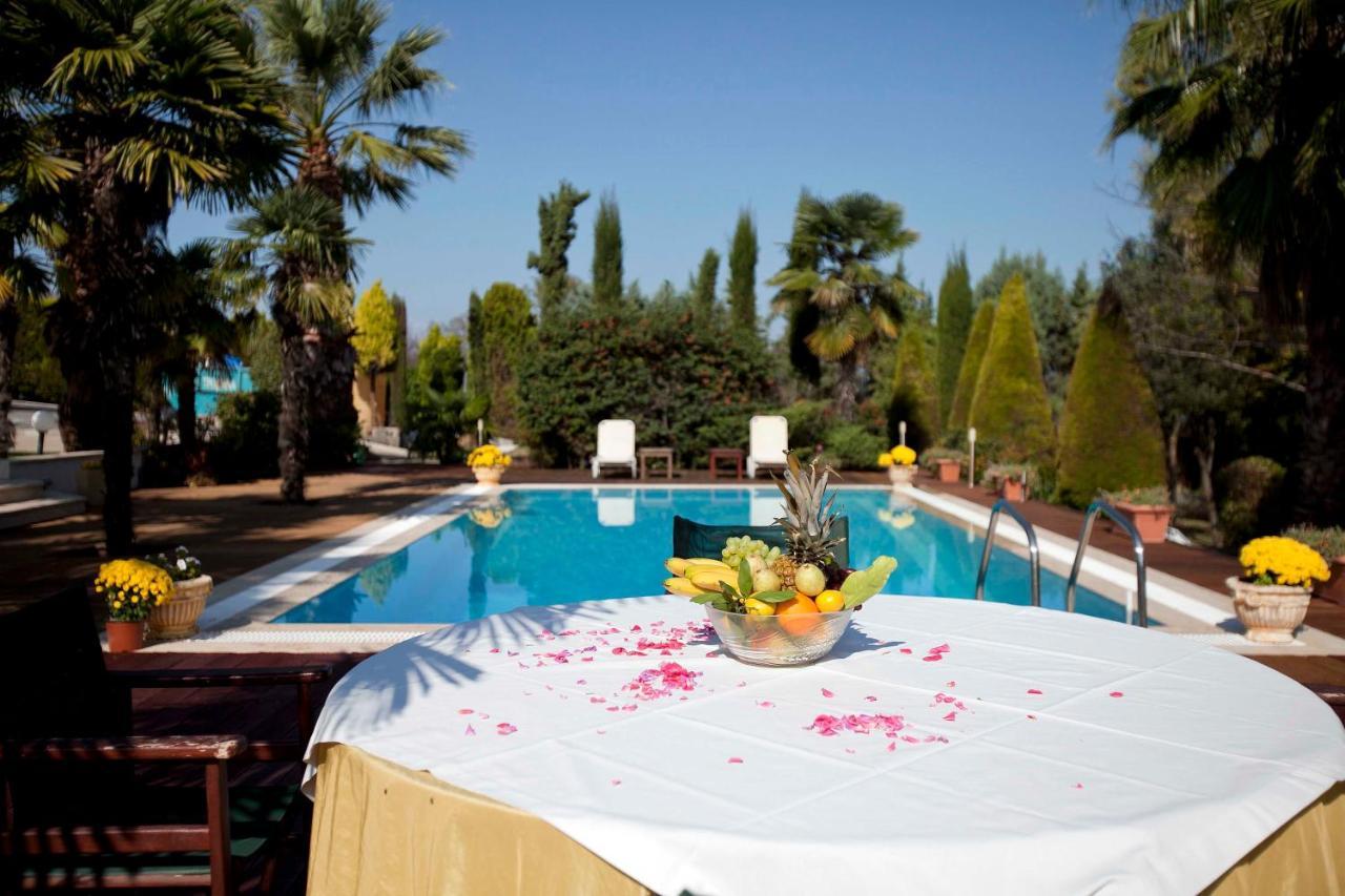 Villa Elena Peraia  Luaran gambar