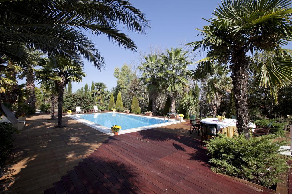 Villa Elena Peraia  Bilik gambar